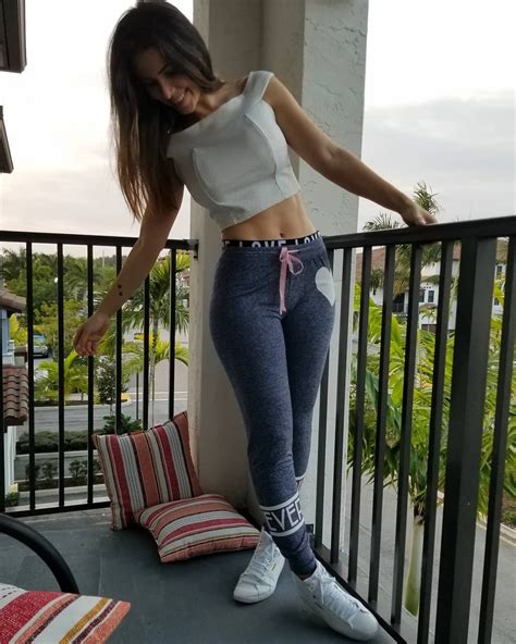 BellaBrookz (@bellabbz) posted on Instagram .